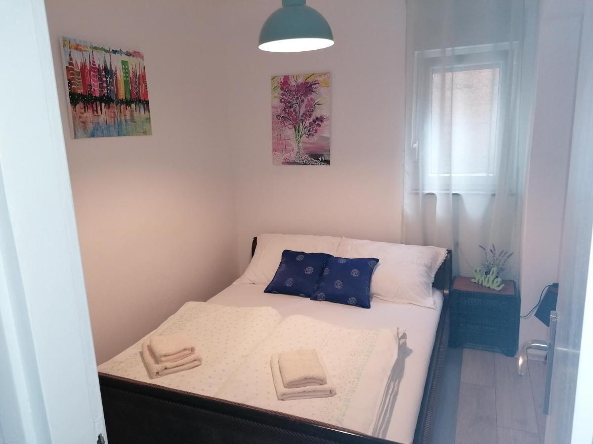 Apartmani Krijesnica 센 외부 사진