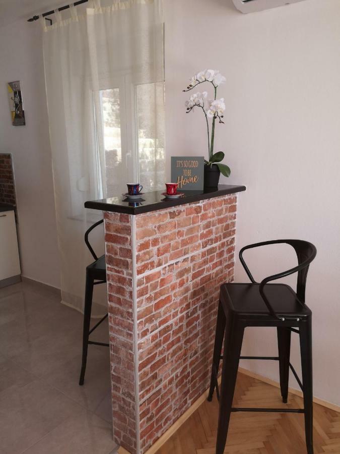 Apartmani Krijesnica 센 외부 사진